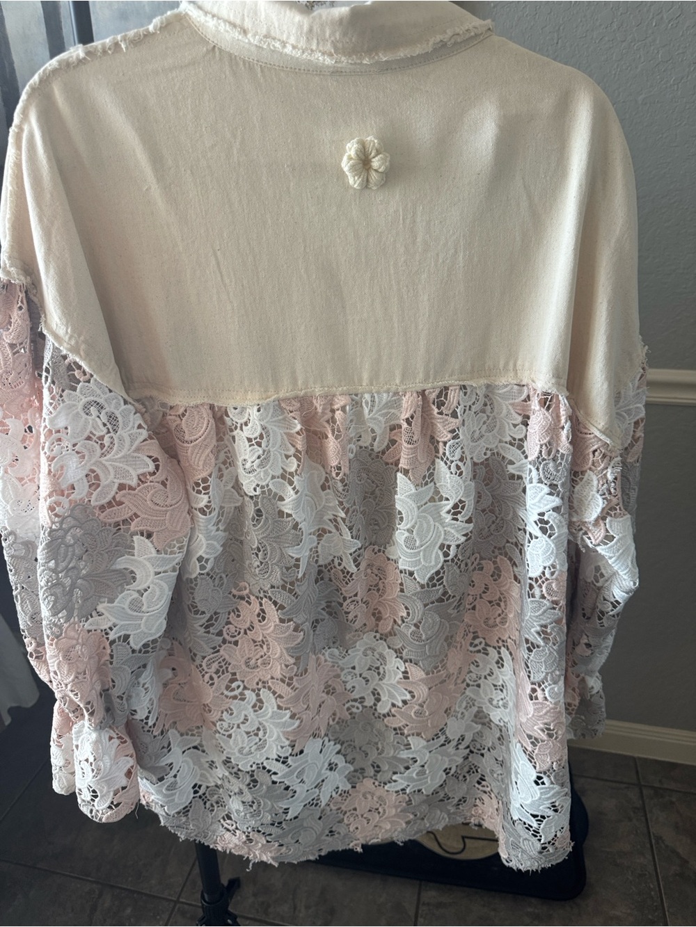 POL Cream and Blush Lace-Panel Button Down Shirt - Picture 3 of 3